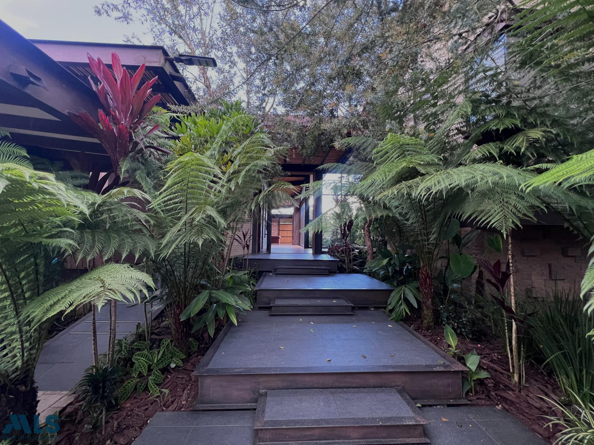 ESPECTACULAR CASA -MONTE SERENO REFUGIO CAMPESTRE el-retiro - pantanillo