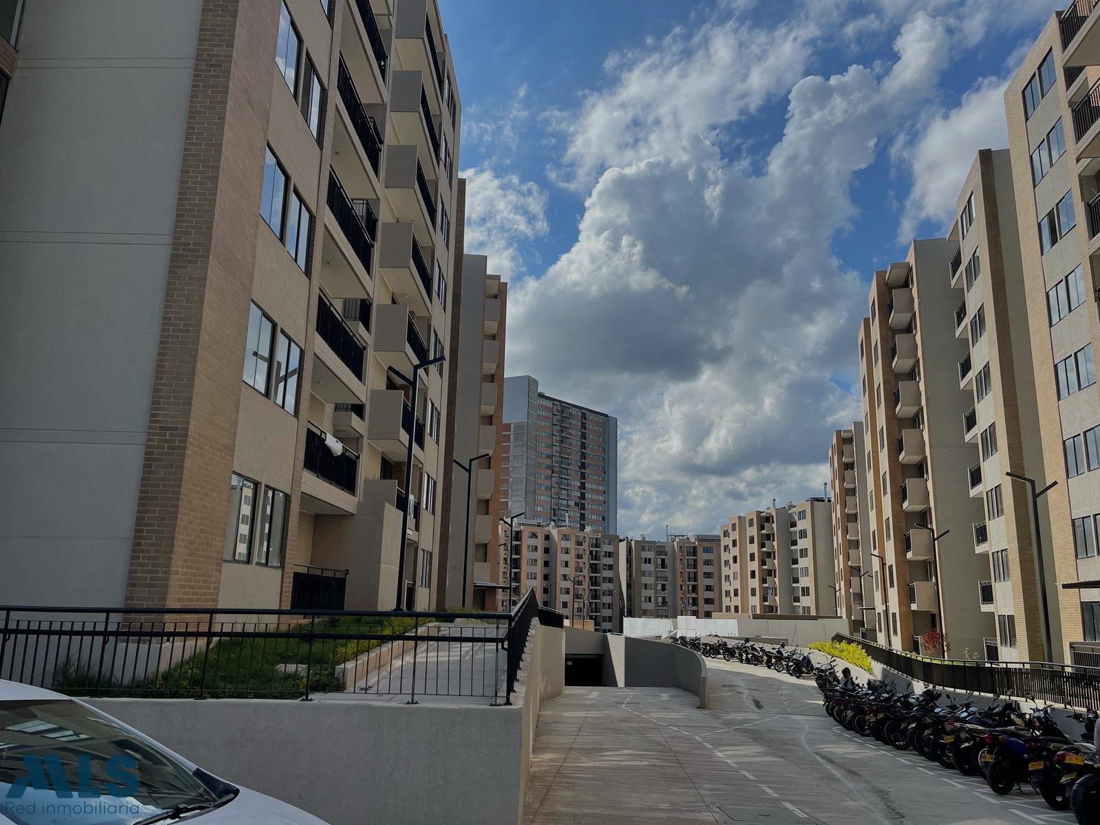 SE VENDE APARTAMENTO, RIONEGRO, LA MACARENA rionegro - cuatro esquinas