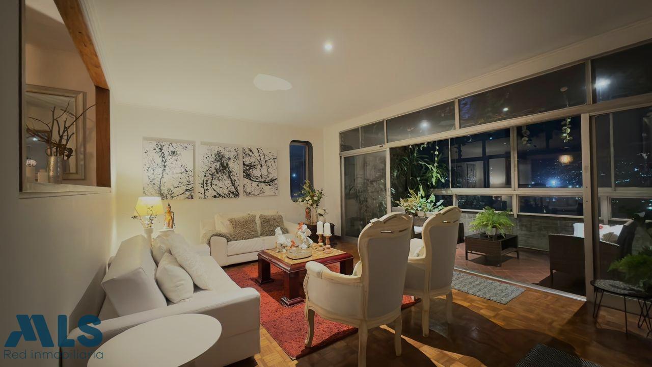 Apartamento de Amplios Espacios en Venta medellin - la candelaria