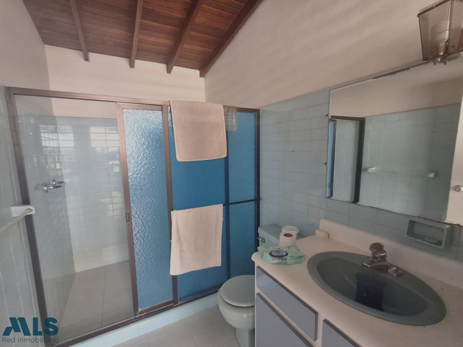 Casa lote media mixtura medellin - simon bolivar