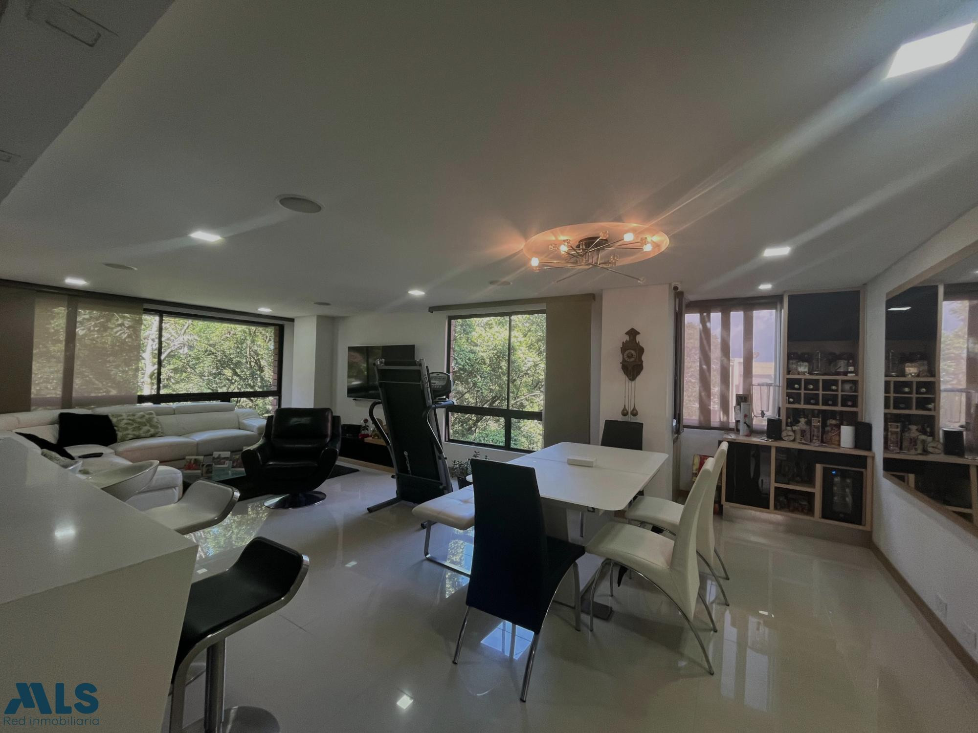 Apartamento con excelente ubicación medellin - la concha