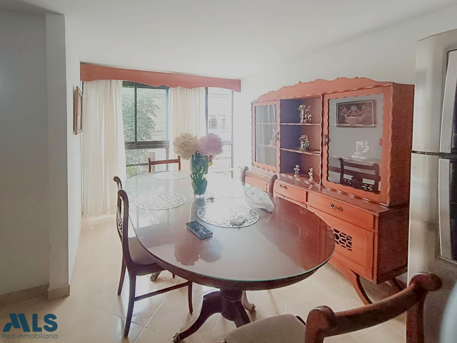 APARTAMENTO SEGUNDO PISO CO PARQUEADERO medellin - la america