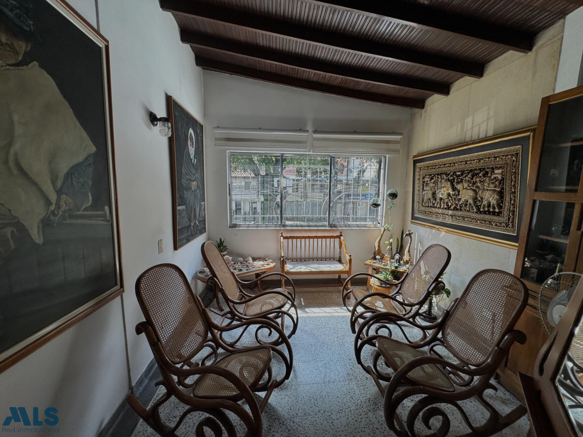 OPORTUNIDAD DE INVERSION, CASA EN EL ESTADIO medellin - estadio