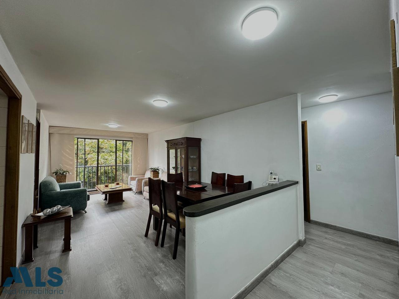 ¡EL EQUILIBRIO PERFECTO: SOLIDEZ, NATURALEZA Y UBICACIÓN! medellin - la florida