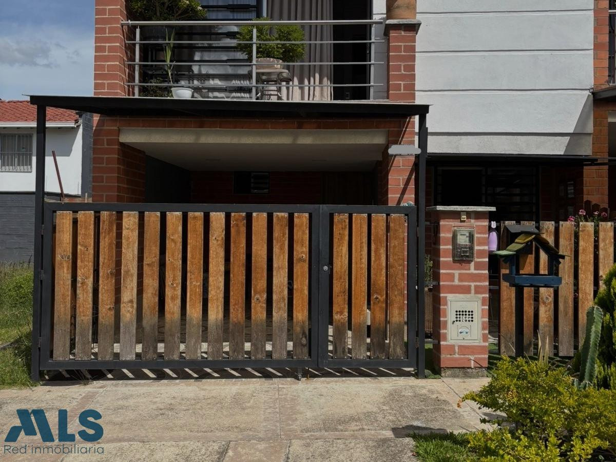 Casa en La Ceja, con buena distribución y espacios funcionales. 135.35 m² la-ceja - urbano la ceja