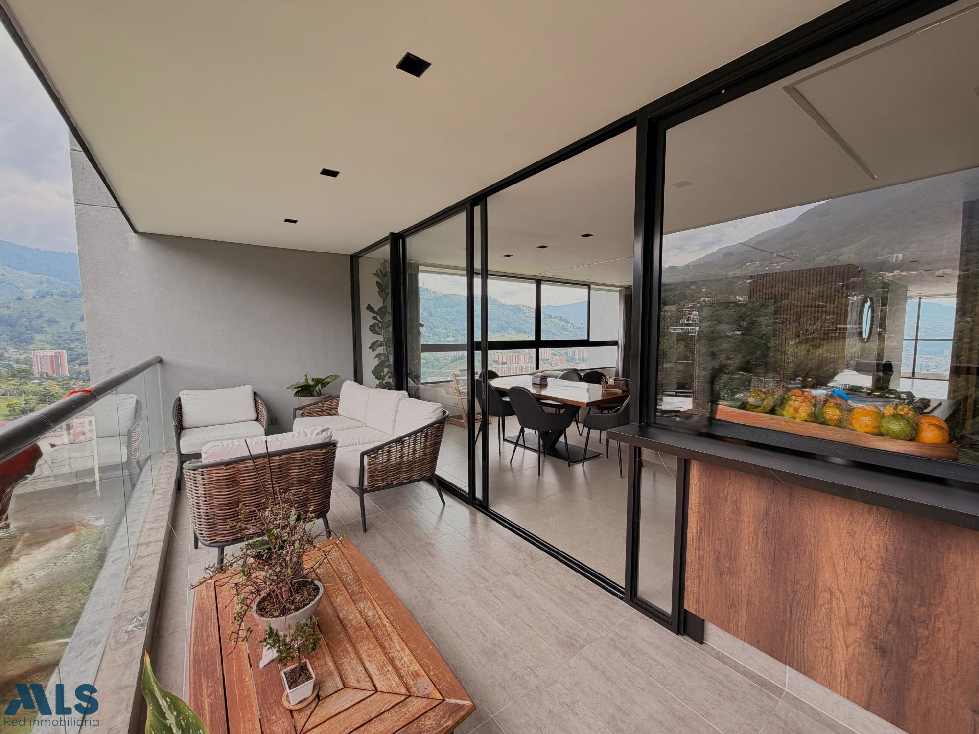 VENTA DE MODERNO APARTAMENTO EN LAS BRUJAS | VISTA 180 envigado - loma de las brujas