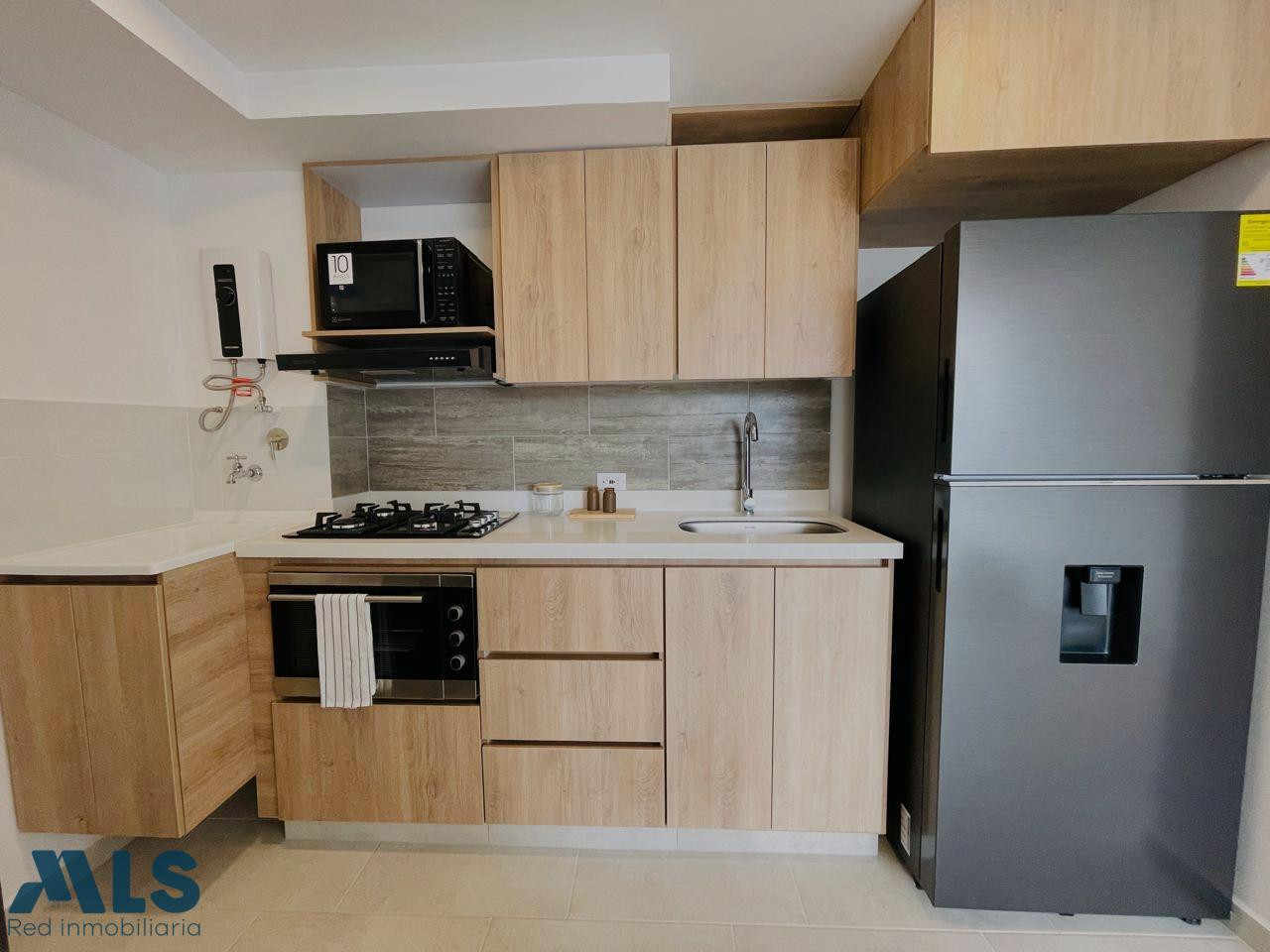 APARTAMENTO NUEVO EN GUARNE CON PERMISO PARA RENTAS CORTAS guarne - vegas de san antonio