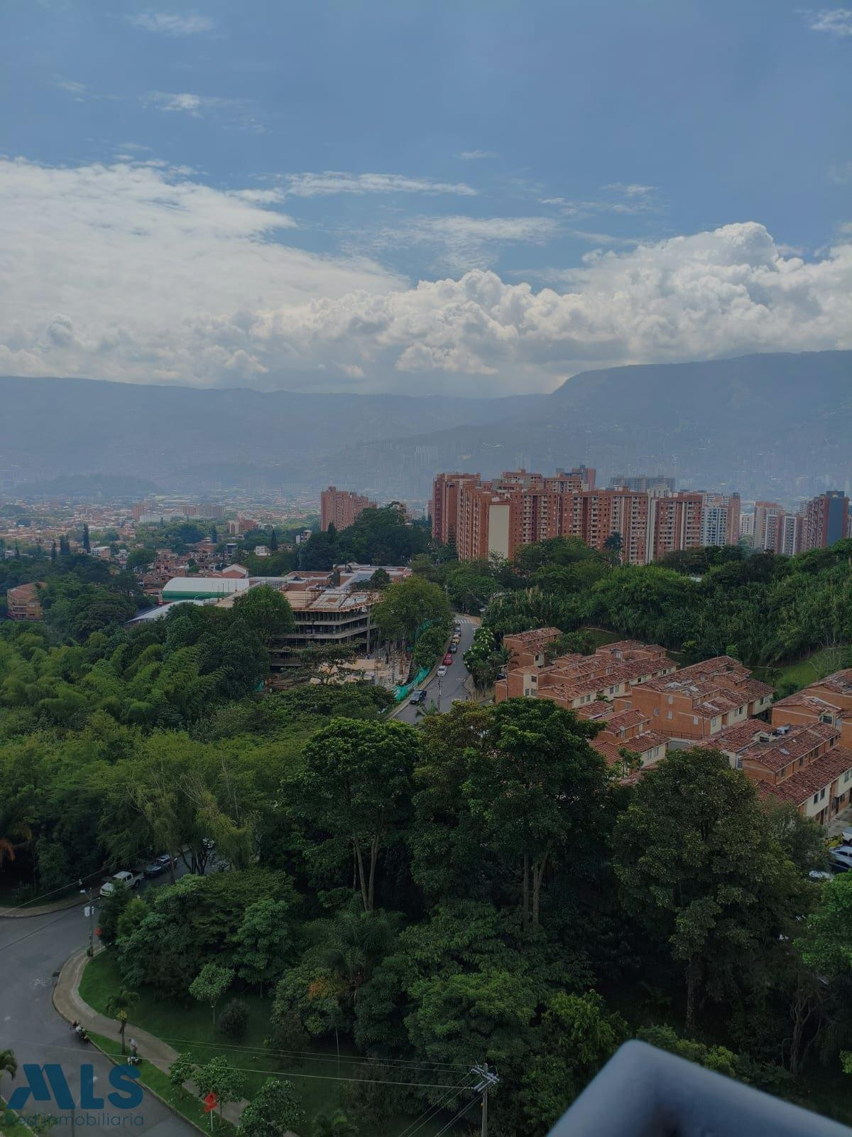 Apartamento en venta en la Loma de Los Bernal medellin - loma de los bernal