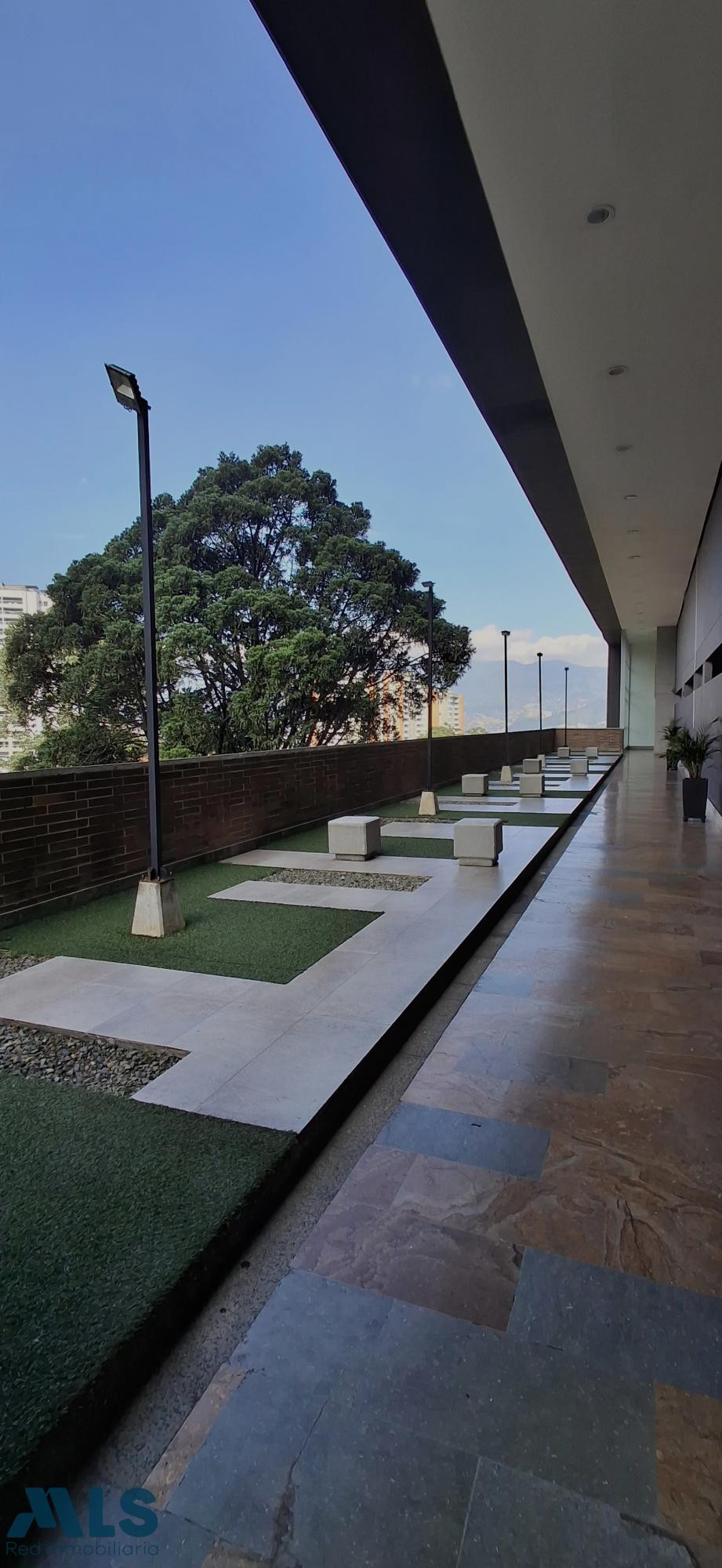 APARTAMENTO EN VENTA EN ENVIGADO LOMA DE BENEDICTINOS envigado - loma de benedictinos