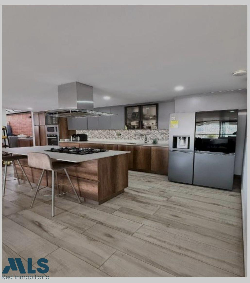 Hermoso apartamento para la venta ene envigado envigado - loma de las brujas