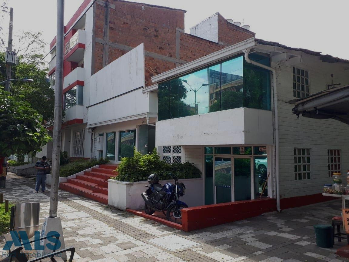 CASA LOTE ALTA MIXTURA - LAURELES AV 33. medellin - los almendros
