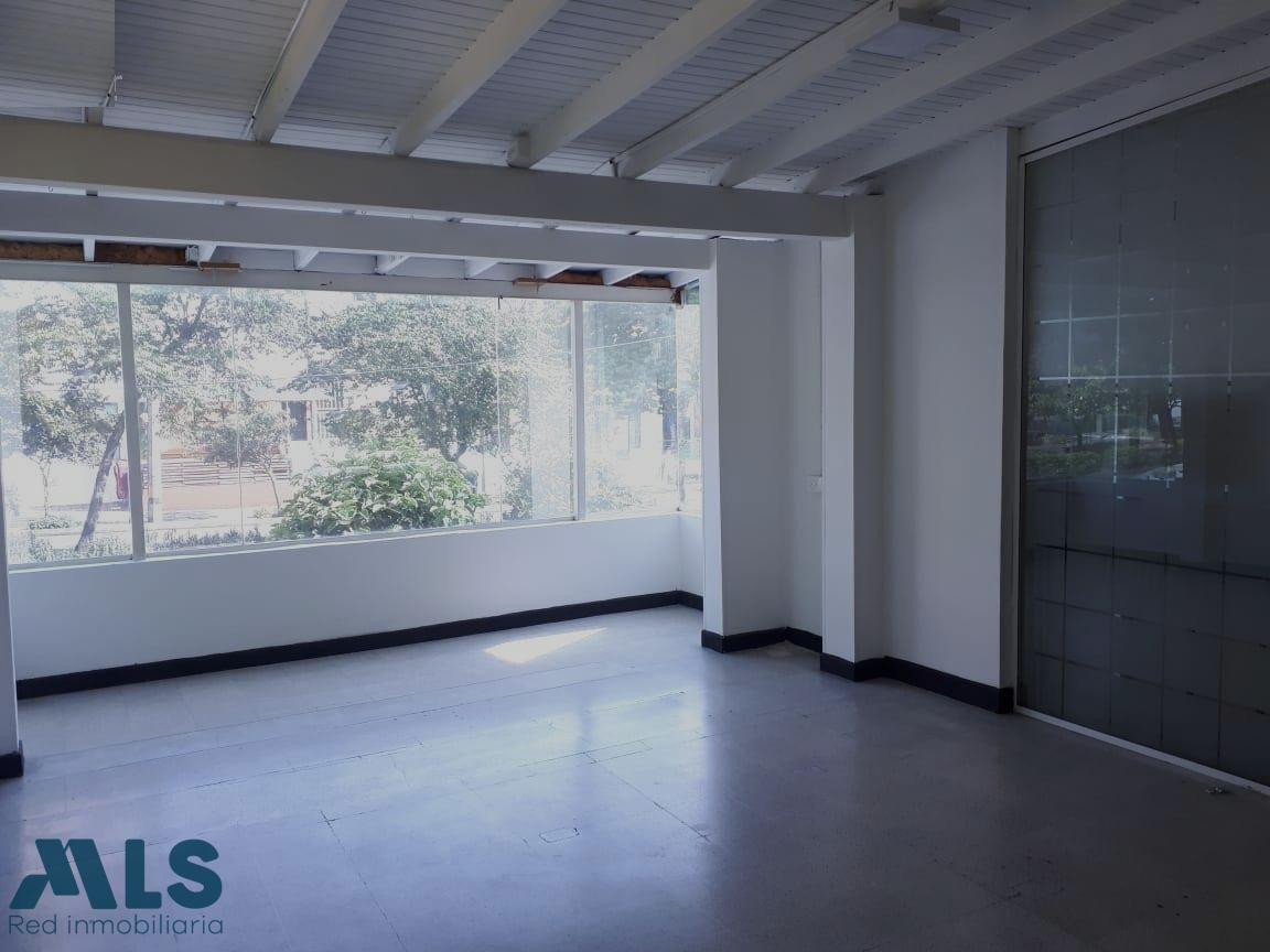 CASA LOTE ALTA MIXTURA - LAURELES AV 33. medellin - los almendros