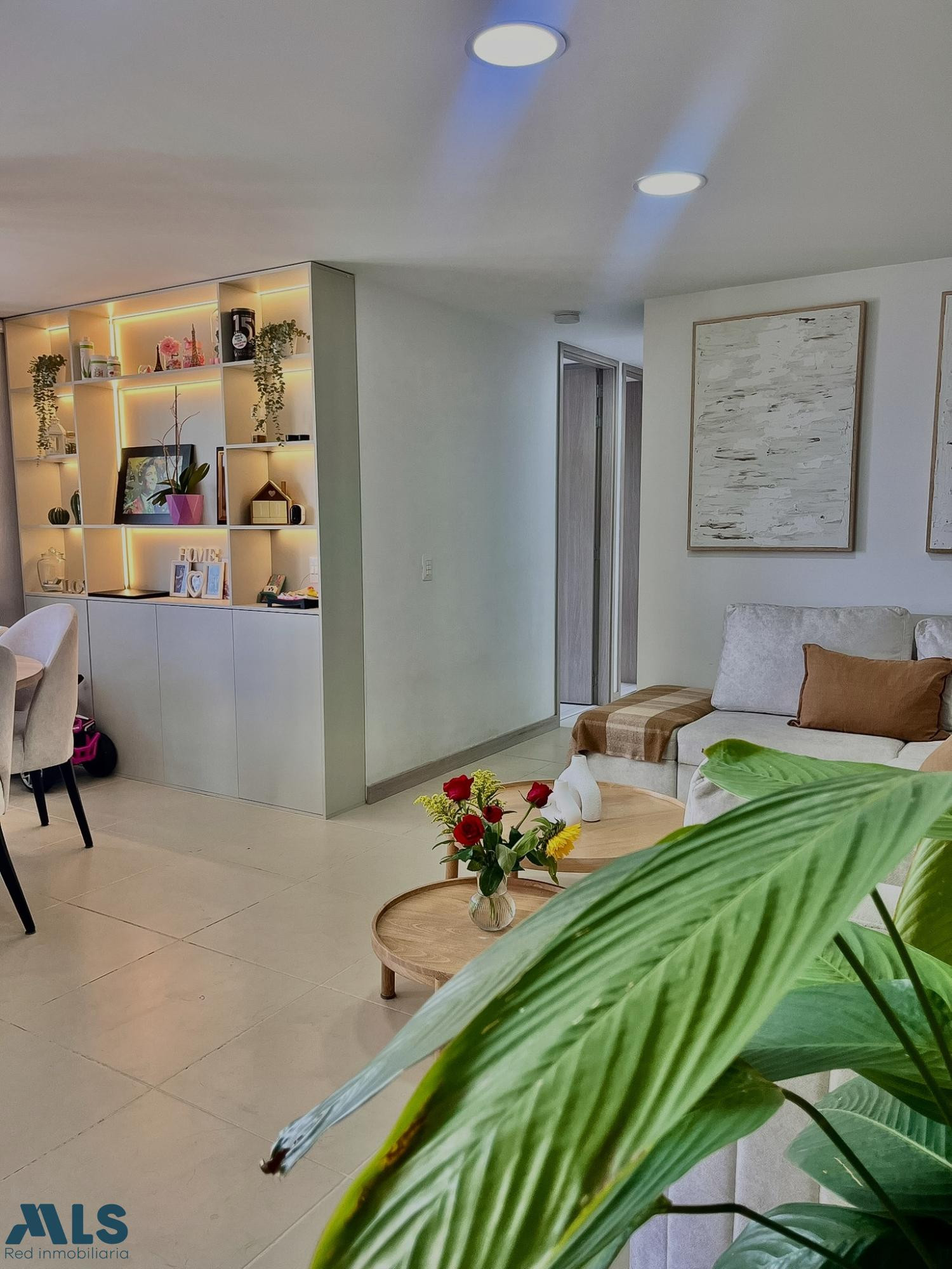 Apartamento de Lujo en Sabaneta, 3 Hab + Vista Panorámica. sabaneta - los alcazares