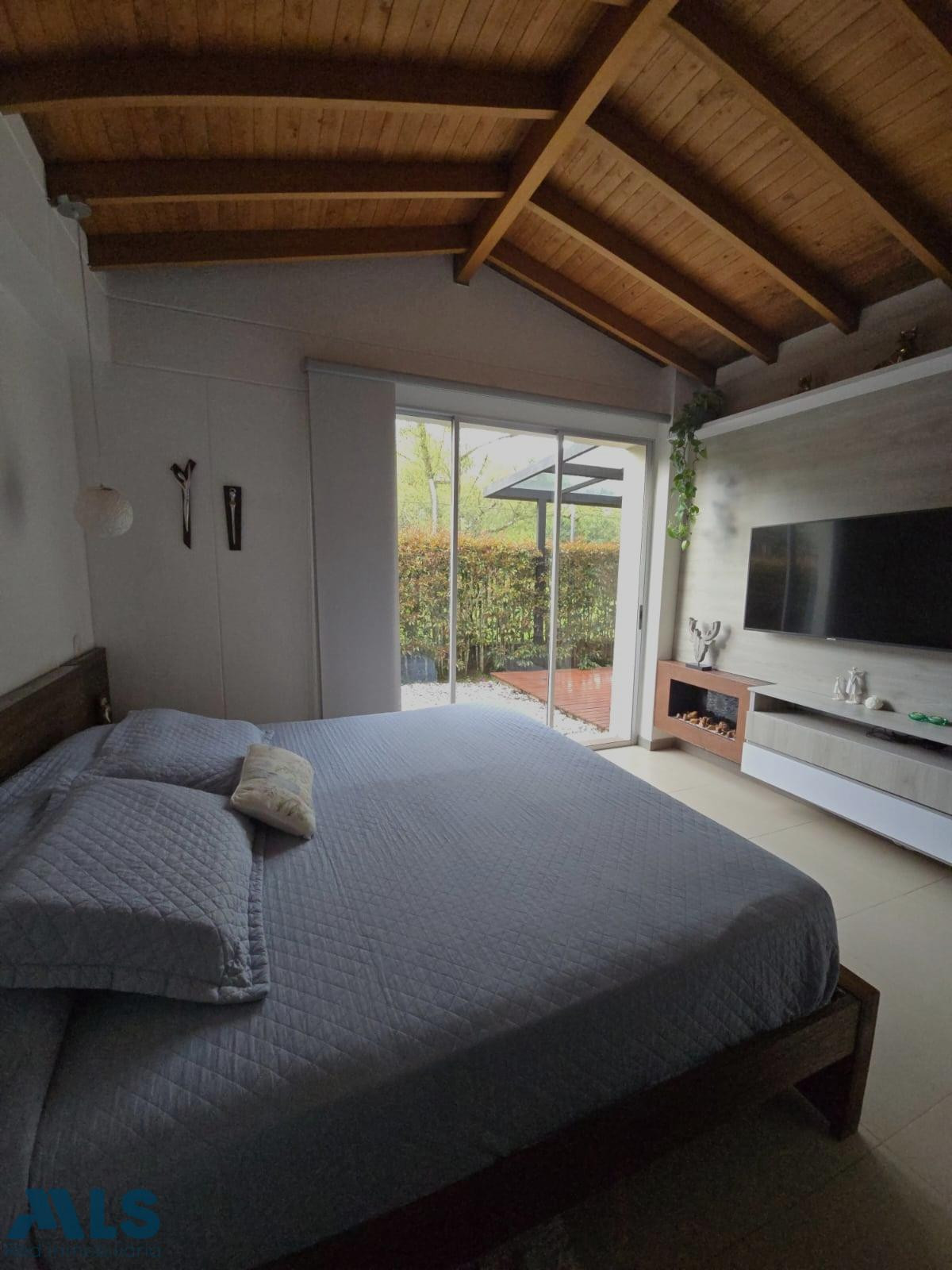 Casa de campo en El Retiro | Parcelación, jardín, lujo y tranquilidad en 216 m² el-retiro - corredor la fe el retiro