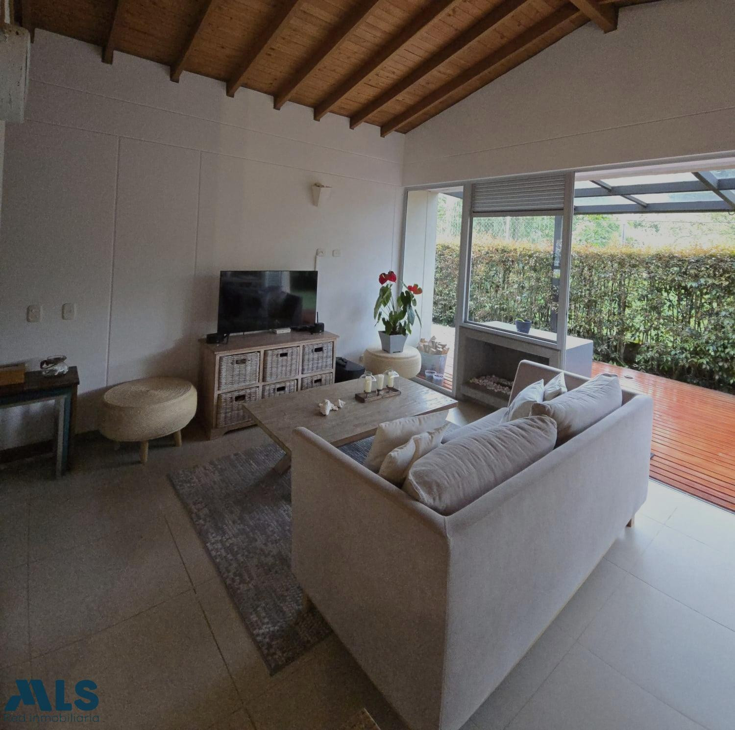 Casa de campo en El Retiro | Parcelación, jardín, lujo y tranquilidad en 216 m² el-retiro - corredor la fe el retiro