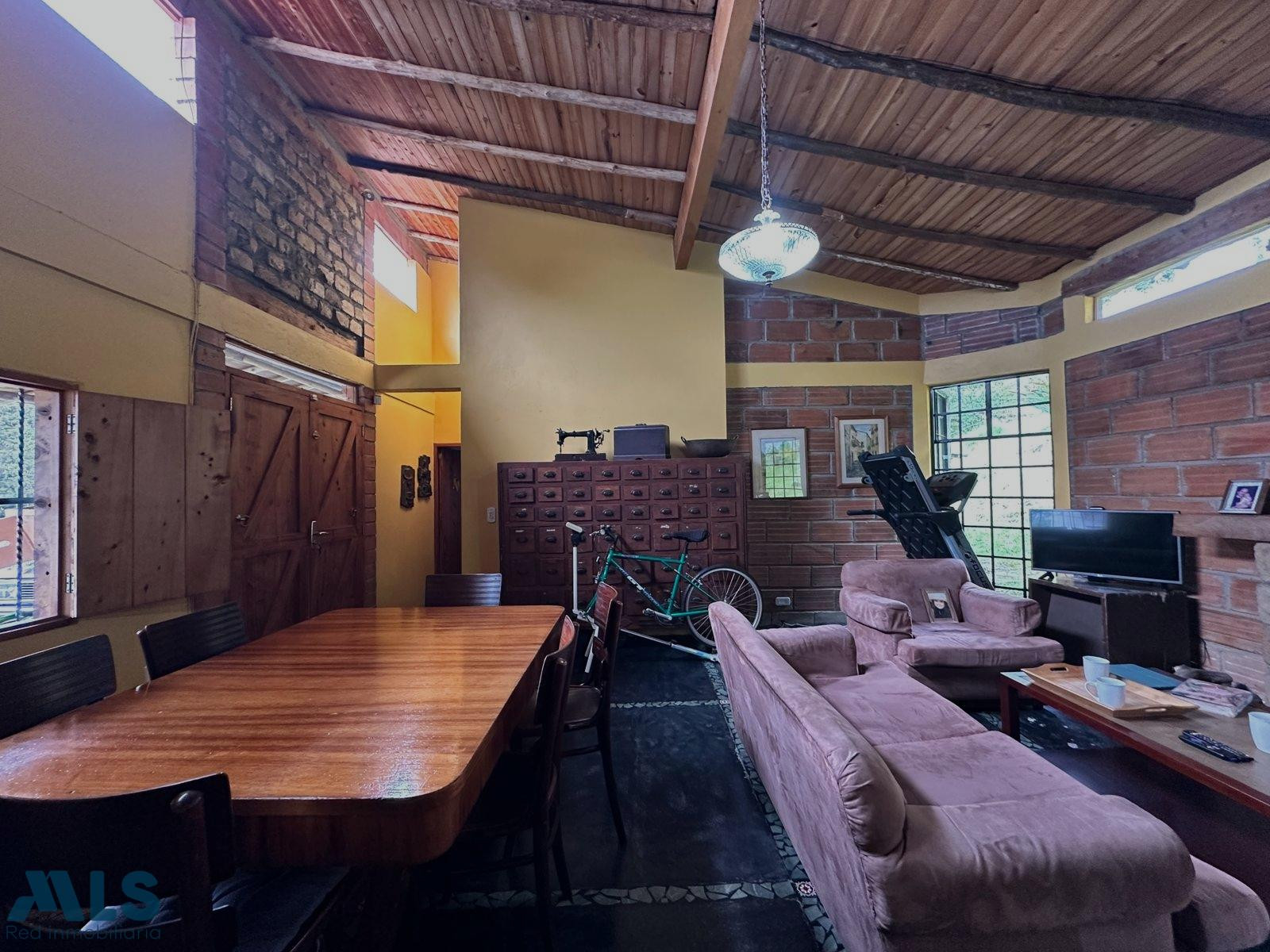 HERMOSA FINCA CON ZONA VERDE rionegro - v yarumal