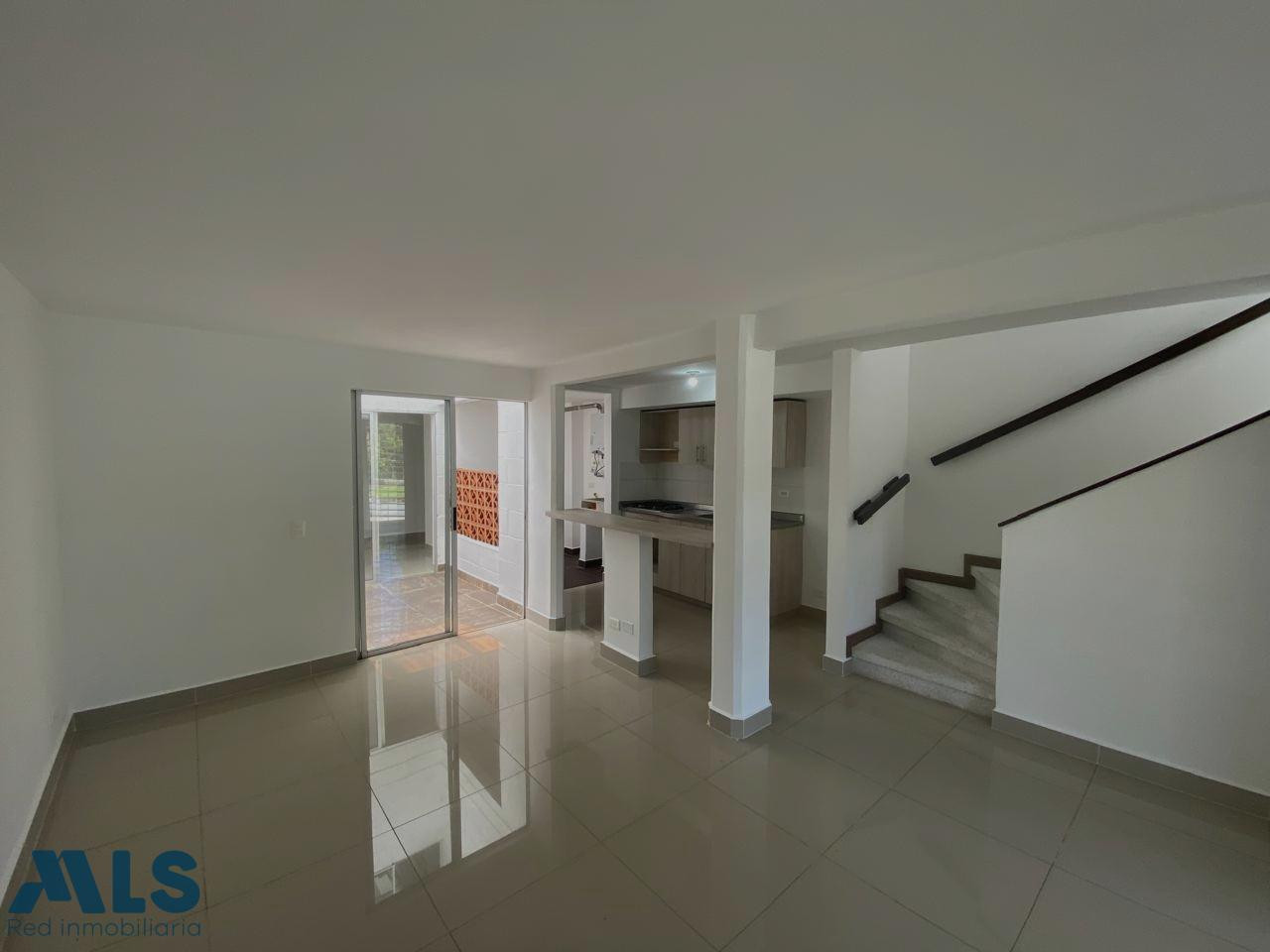 Hermosa casa en Vegas de la Calleja rionegro - el porvenir