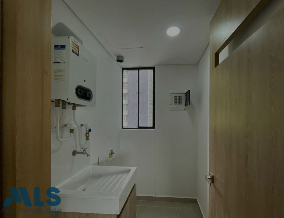 APARTAMENTO EN VENTA INCREIBLE VISTA A LAS PALMAS medellin - las palmas