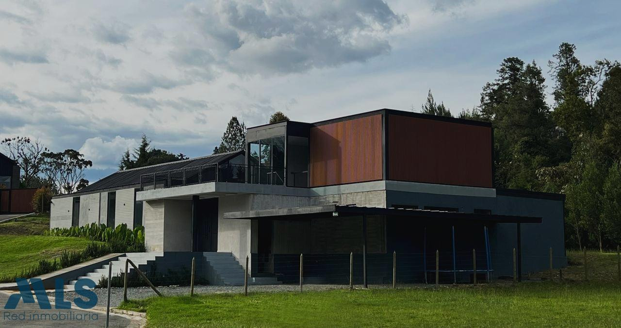 VENTA HERMOSA CASA ALTO PALMAS envigado - alto de las palmas