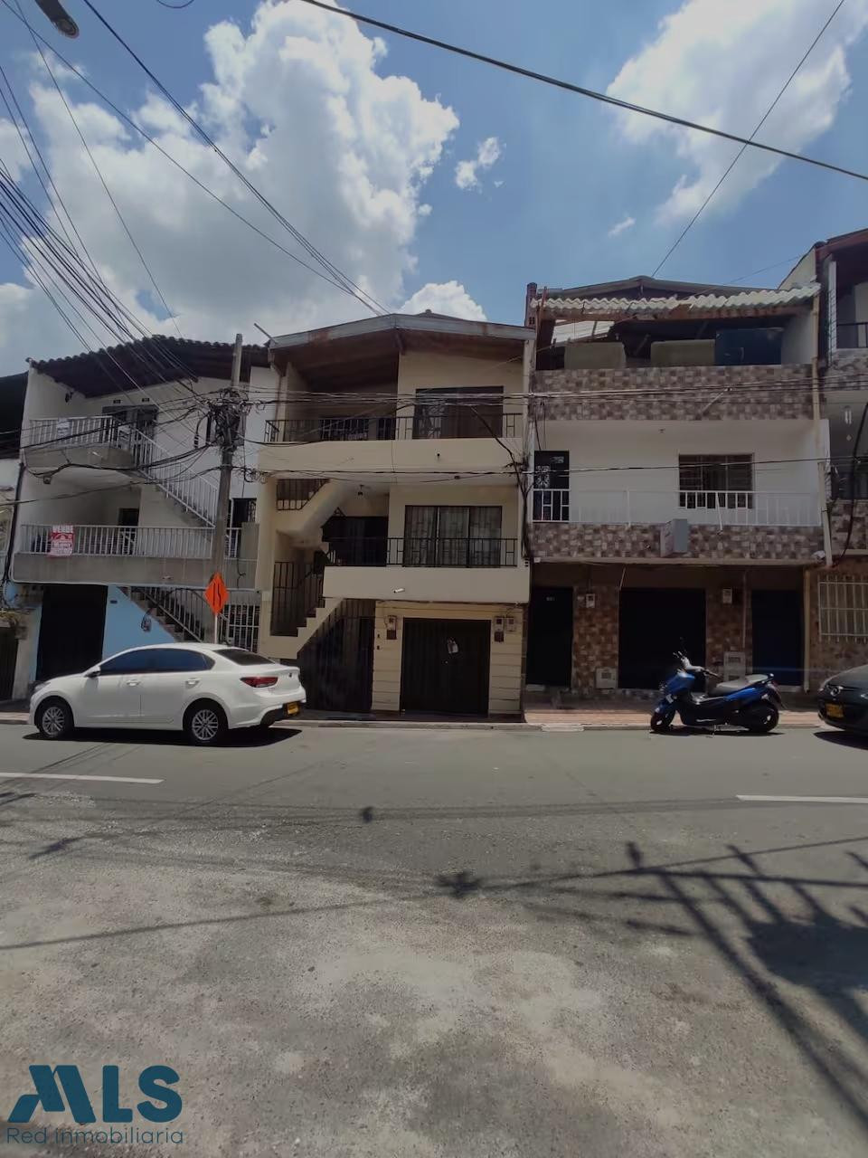 Apartamento con licencia para alquiler corto en Cabañas Bello bello - la gran avenida