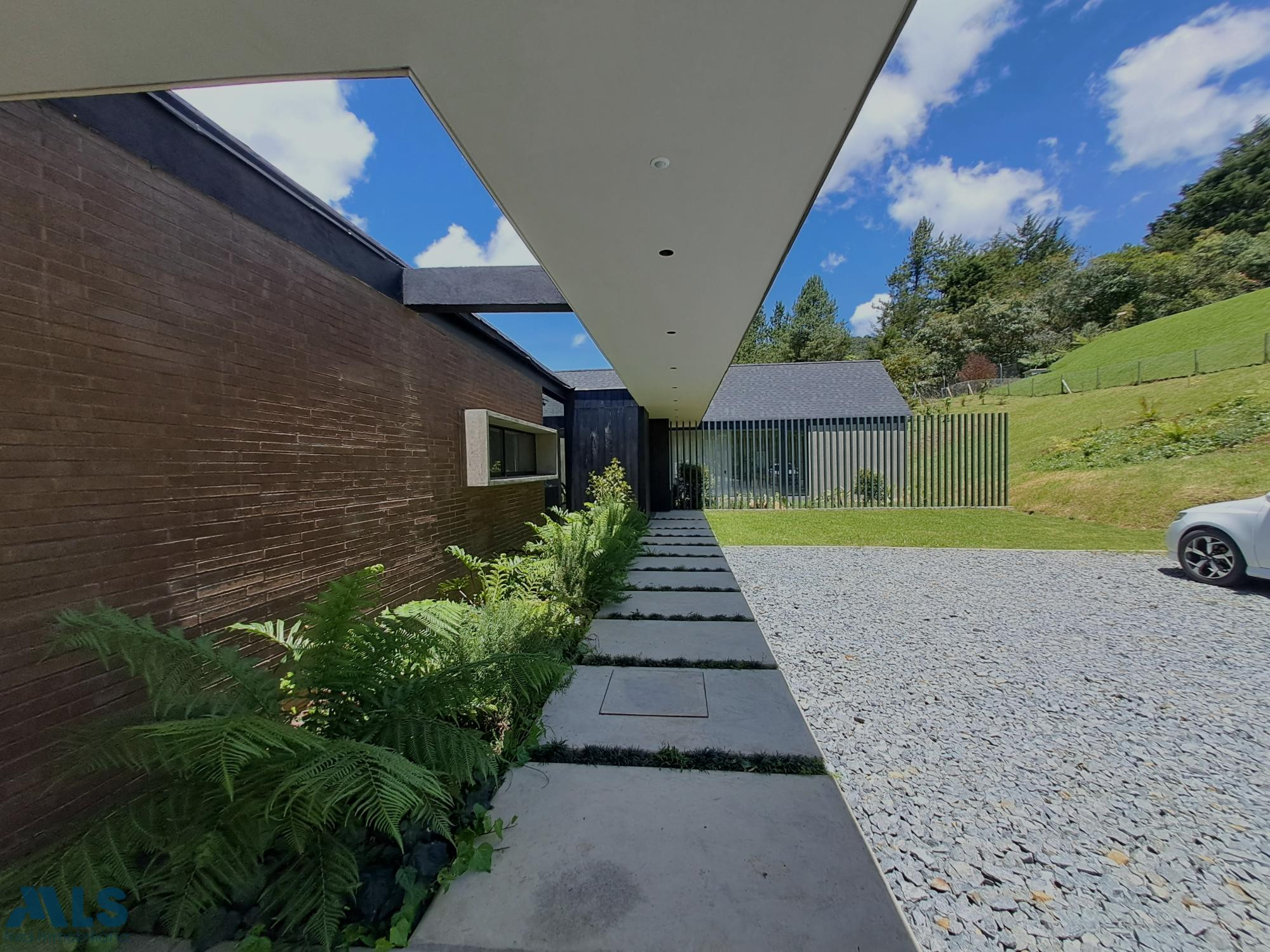 Exclusiva casa en parcelación Alto de las Palmas envigado - alto de las palmas