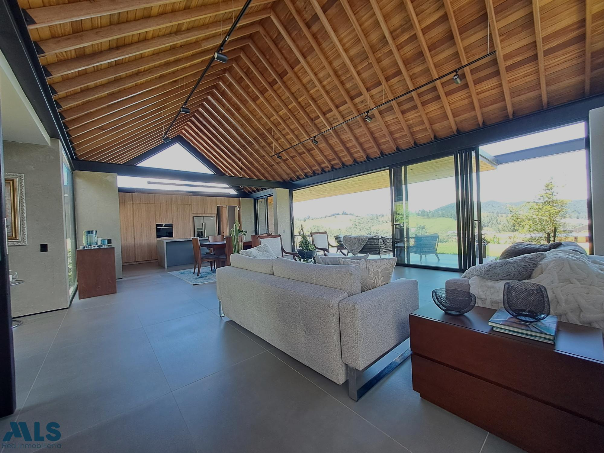 Exclusiva casa en parcelación Alto de las Palmas envigado - alto de las palmas