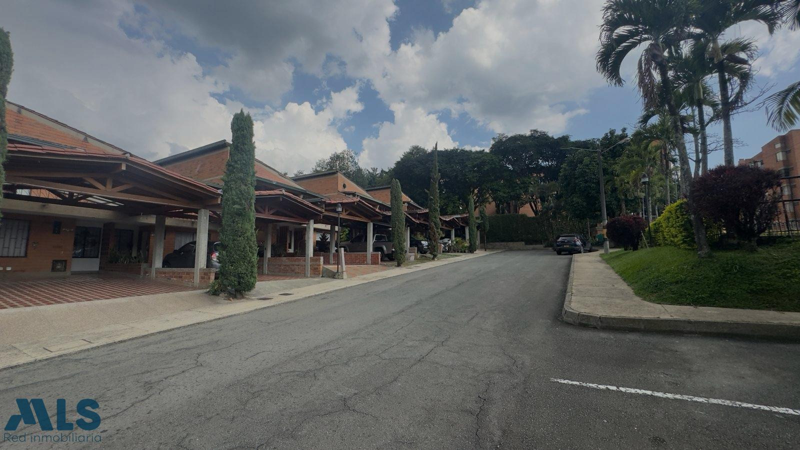 ZONA PLANA Y TRANQUILA CERCA A TODO envigado - el dorado