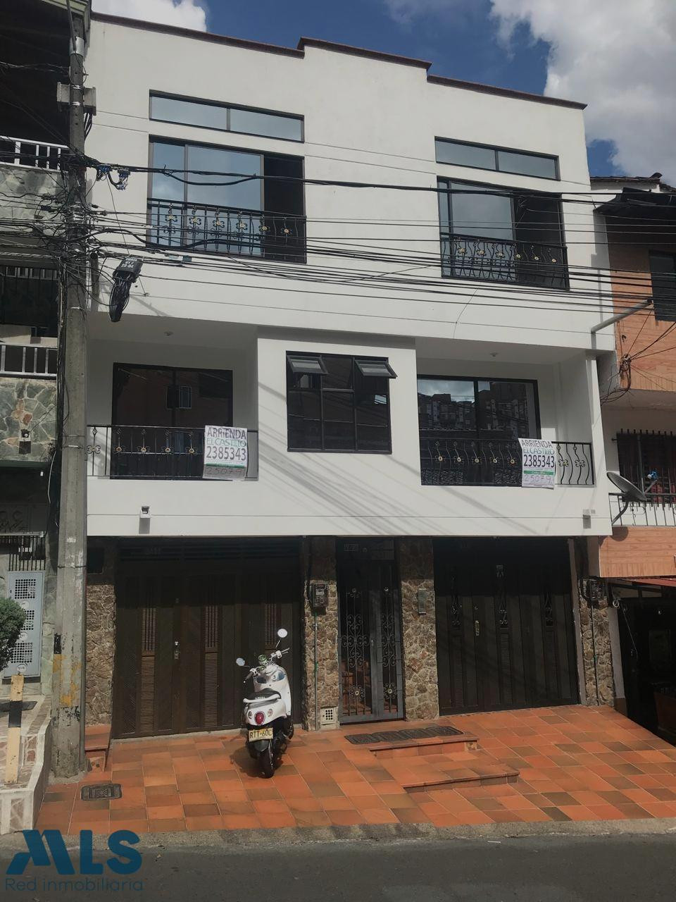 Casa en venta primer piso en Belén las Margaritas. medellin - las margaritas