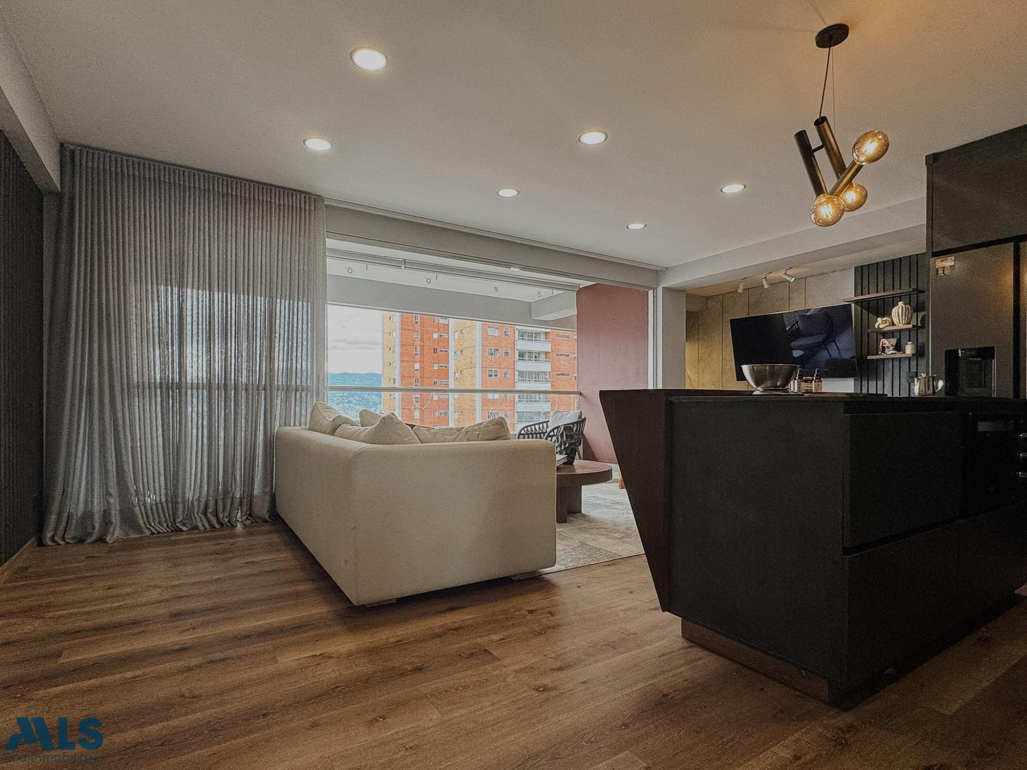 ENVIGADO l Espectacular apartamento en loma de las brujas envigado - loma de las brujas