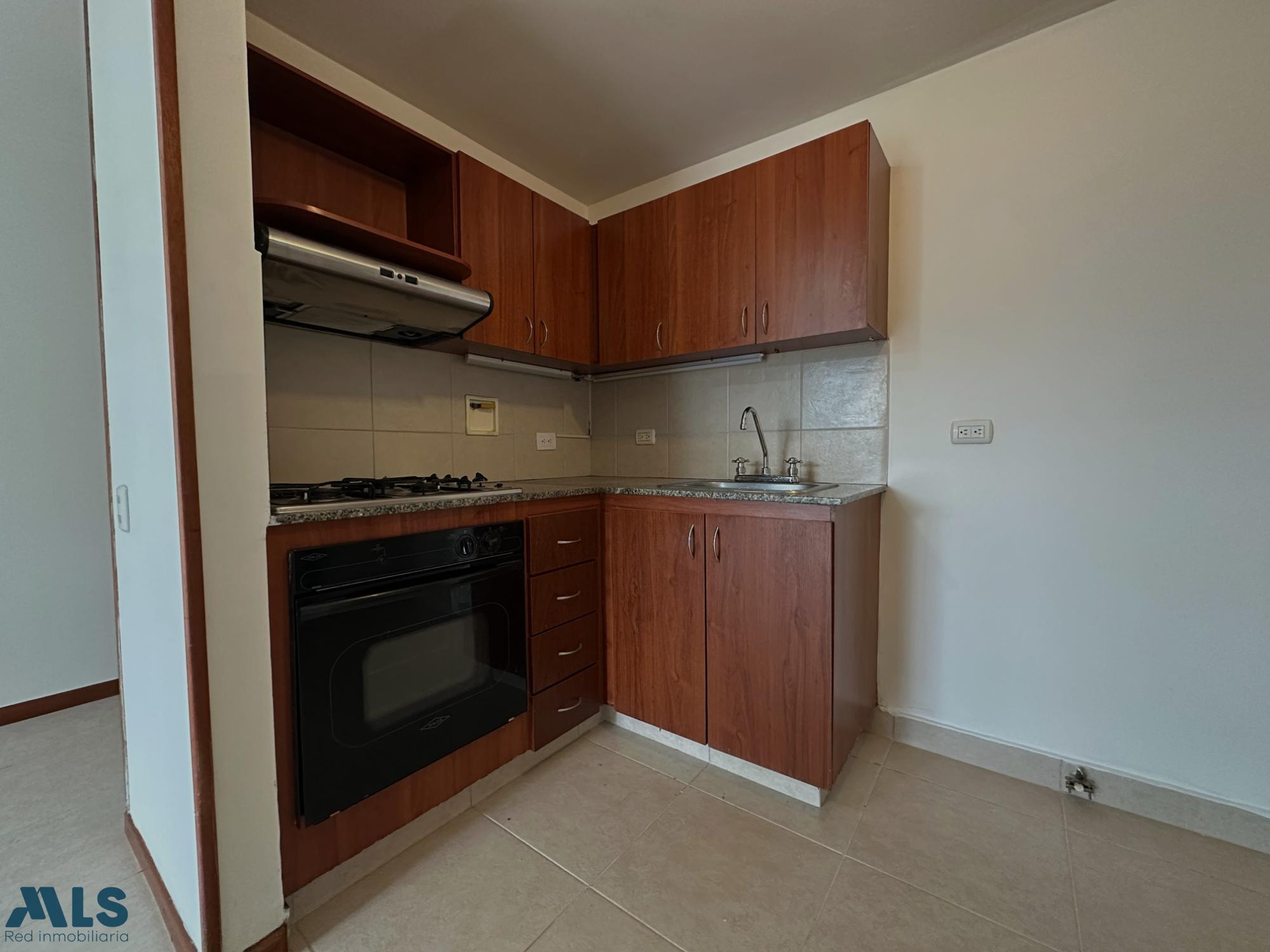 Venta en Envigado, sector plano, cerca a todo envigado - camino verde