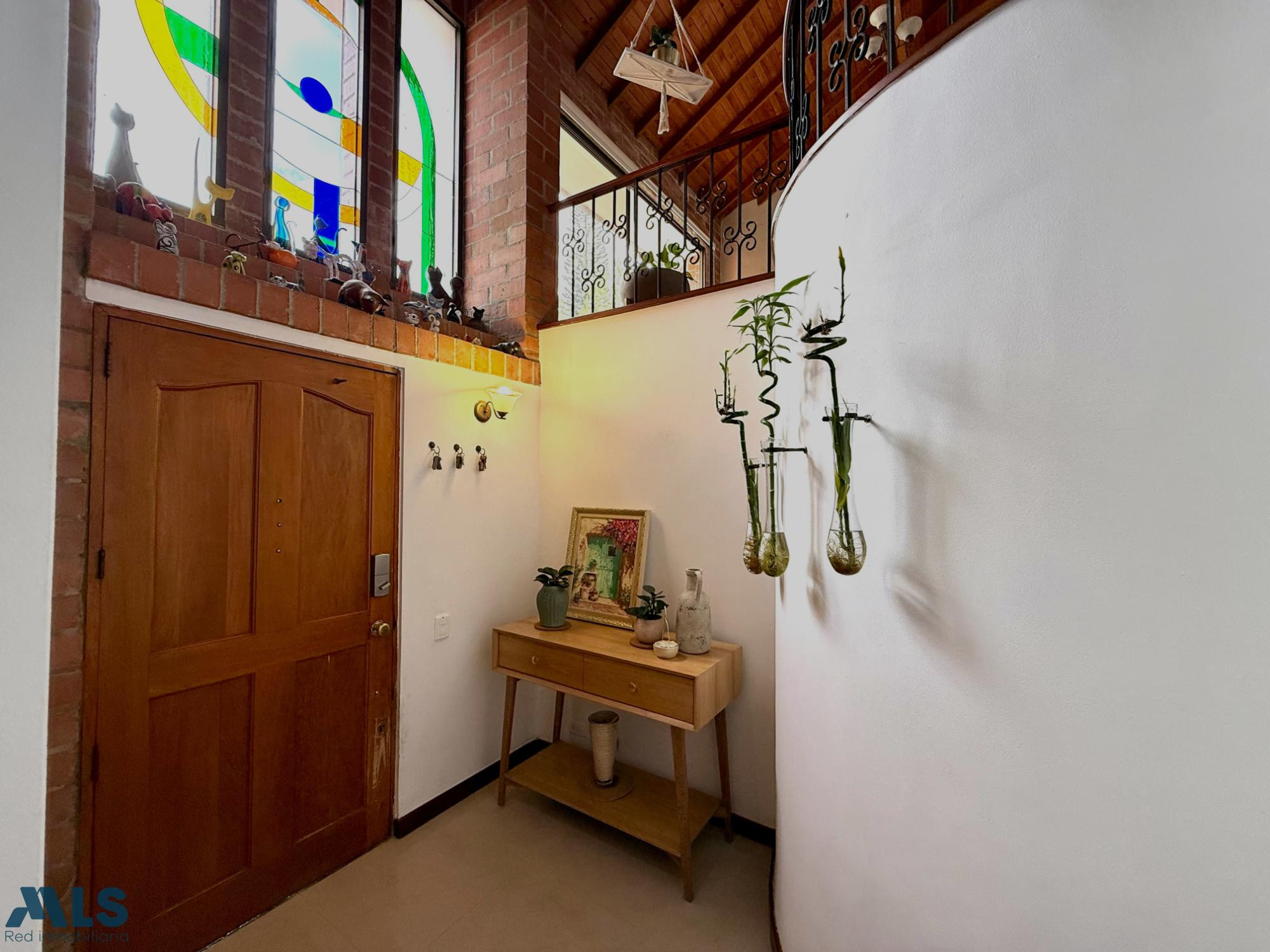 Un Hogar Diseñado para Disfrutar Cada Momento medellin - los balsos no 1