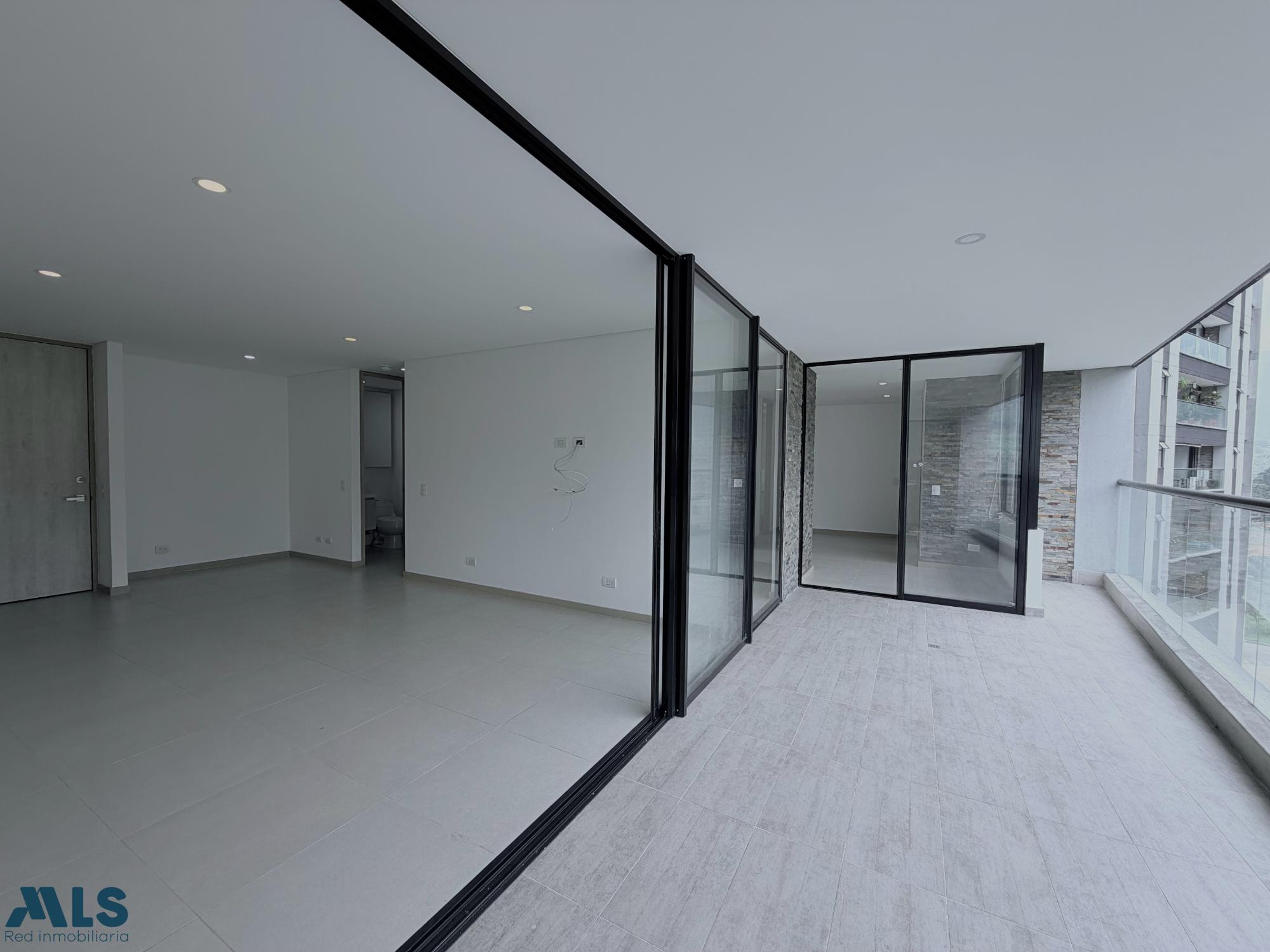VENTA APARTAMENTO CON VISTA AL ORIENTE EN LAS BRUJAS | ENVIGADO envigado - loma de las brujas