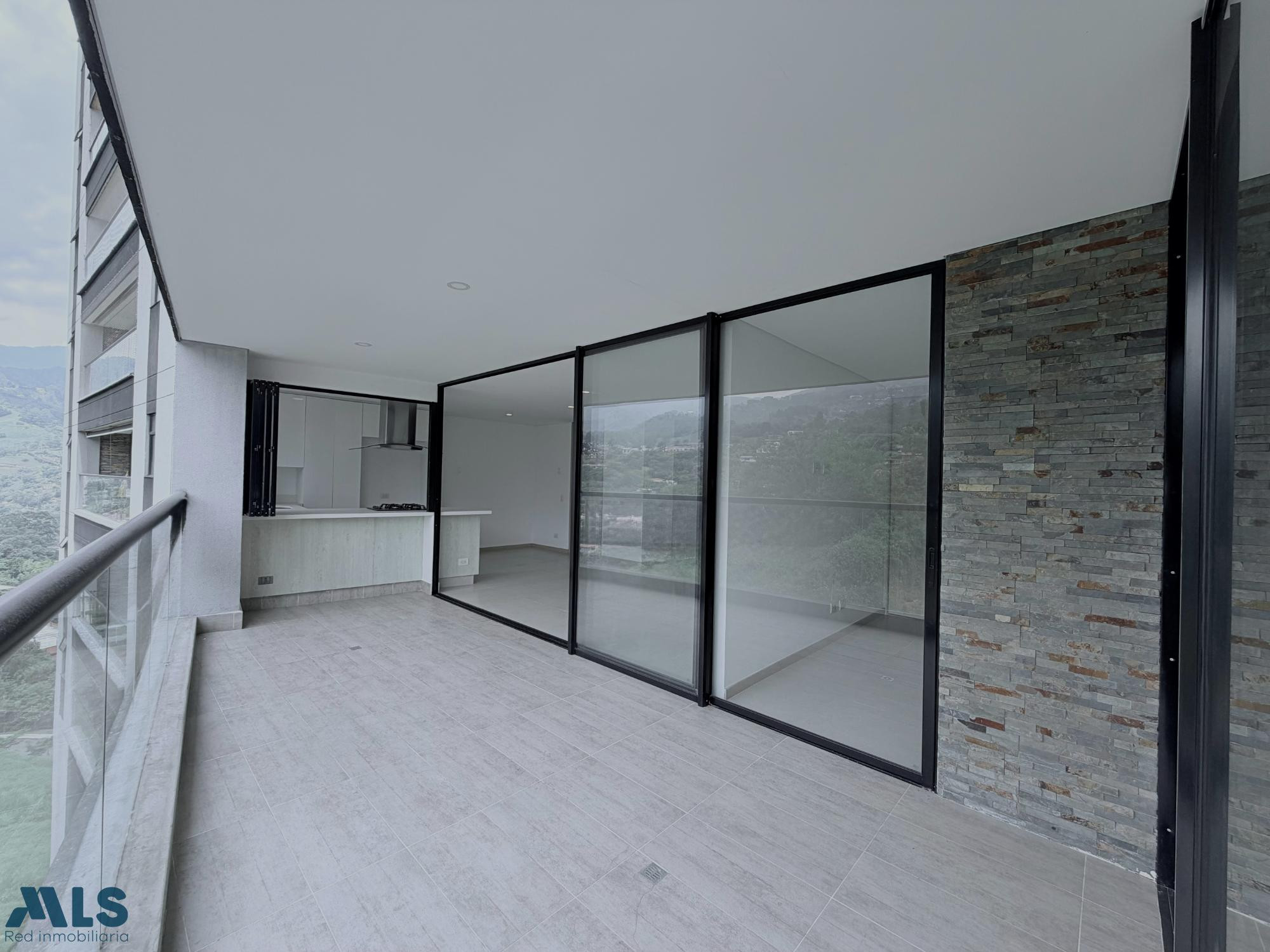 VENTA APARTAMENTO CON VISTA AL ORIENTE EN LAS BRUJAS | ENVIGADO envigado - loma de las brujas