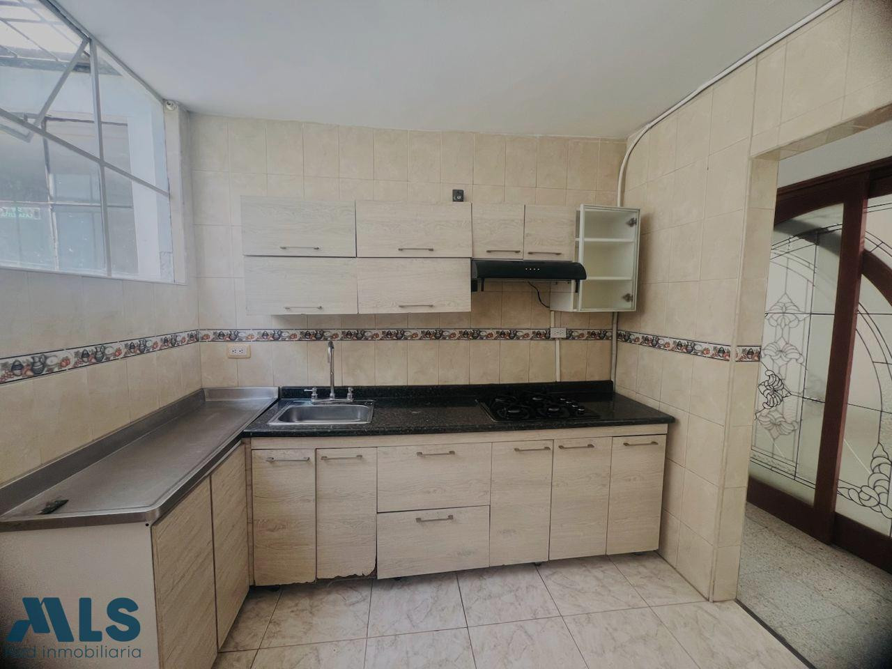 CASA EN SIMON BOLIVAR, EXCELNTE UBICACION medellin - simon bolivar