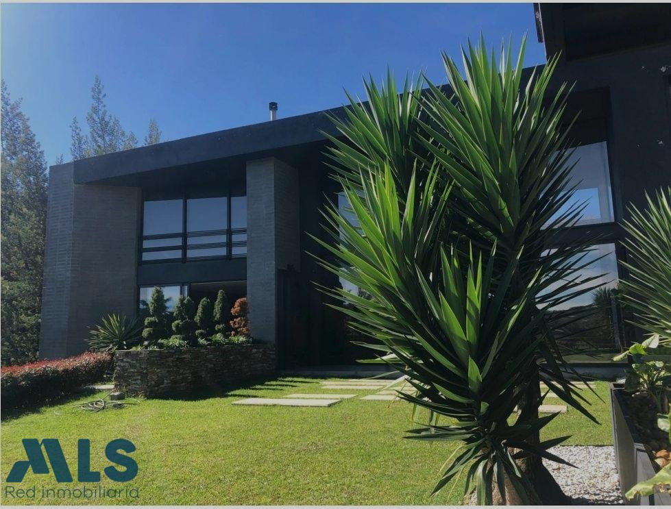 CASA EXCLUSIVA EN ALQUILER EN ALTO DE LAS PALMAS - ACABADOS DE LUJO envigado - alto de las palmas
