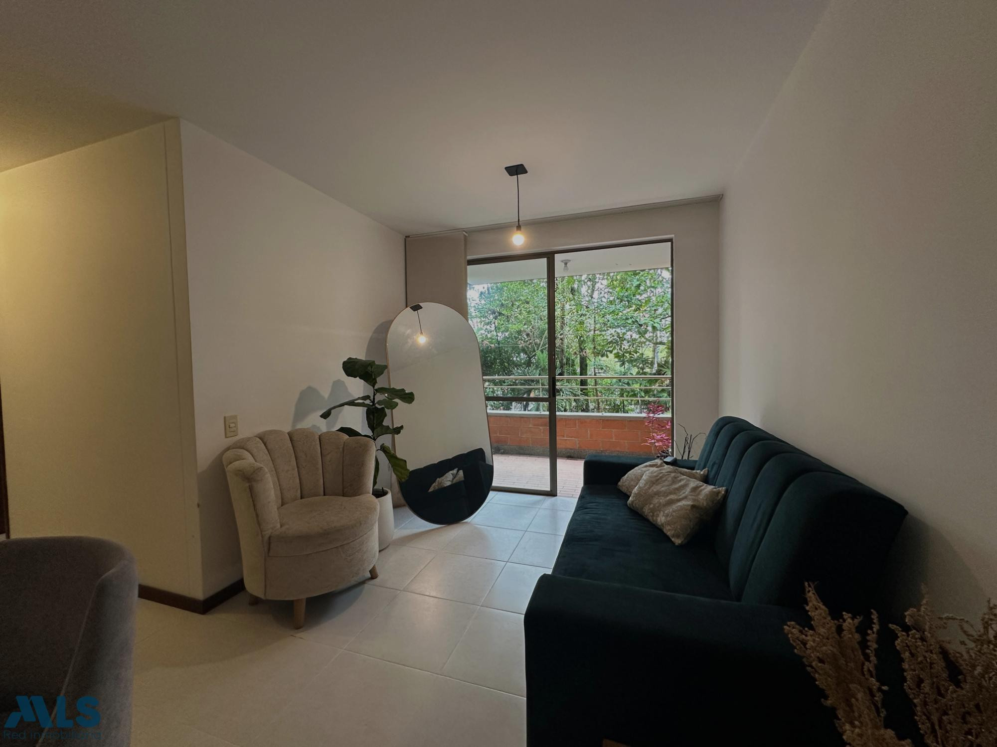 Lindo apartamento en El Dorado, barrio tradicional de Envigado envigado - el dorado