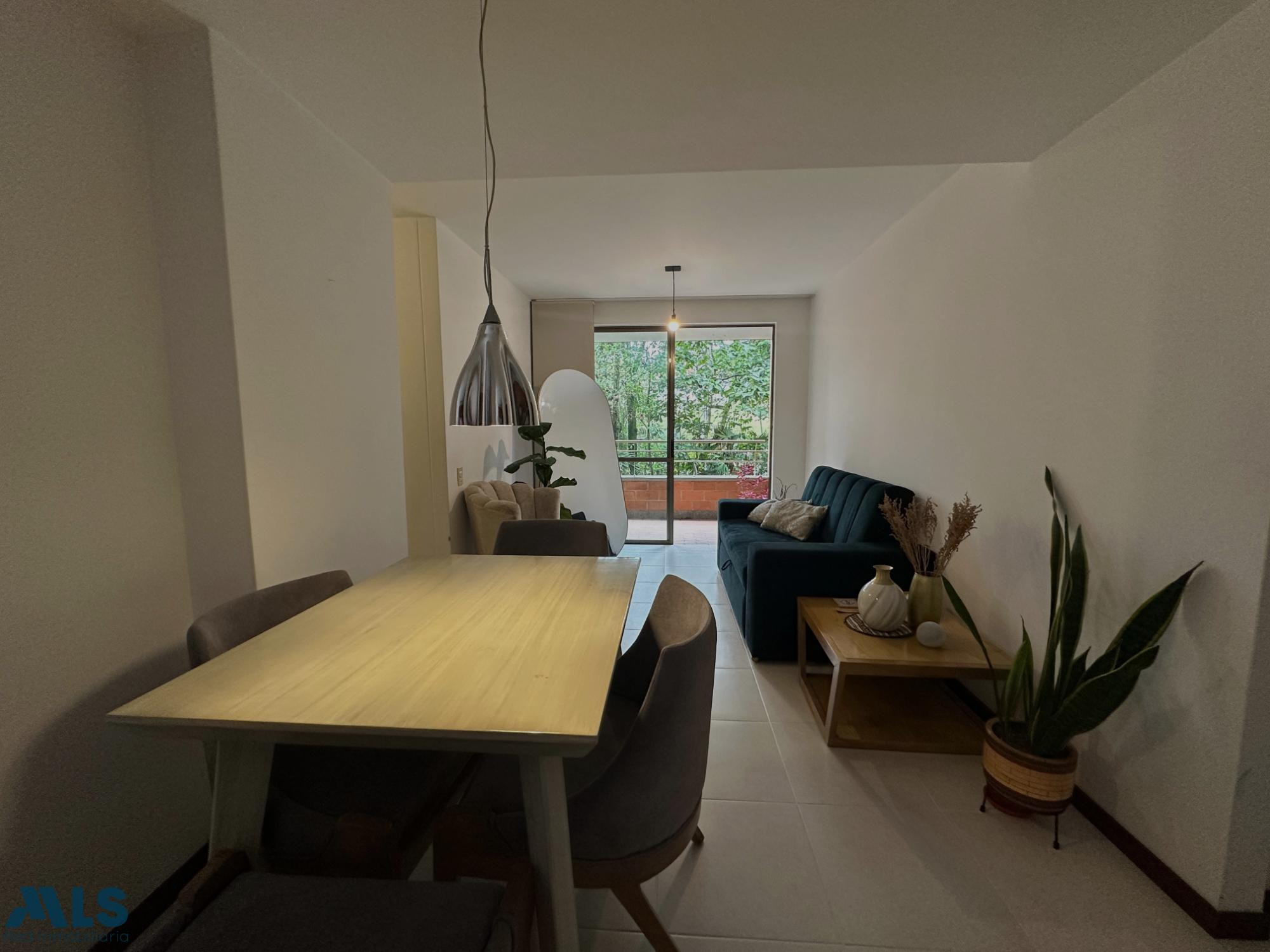 Lindo apartamento en El Dorado, barrio tradicional de Envigado envigado - el dorado