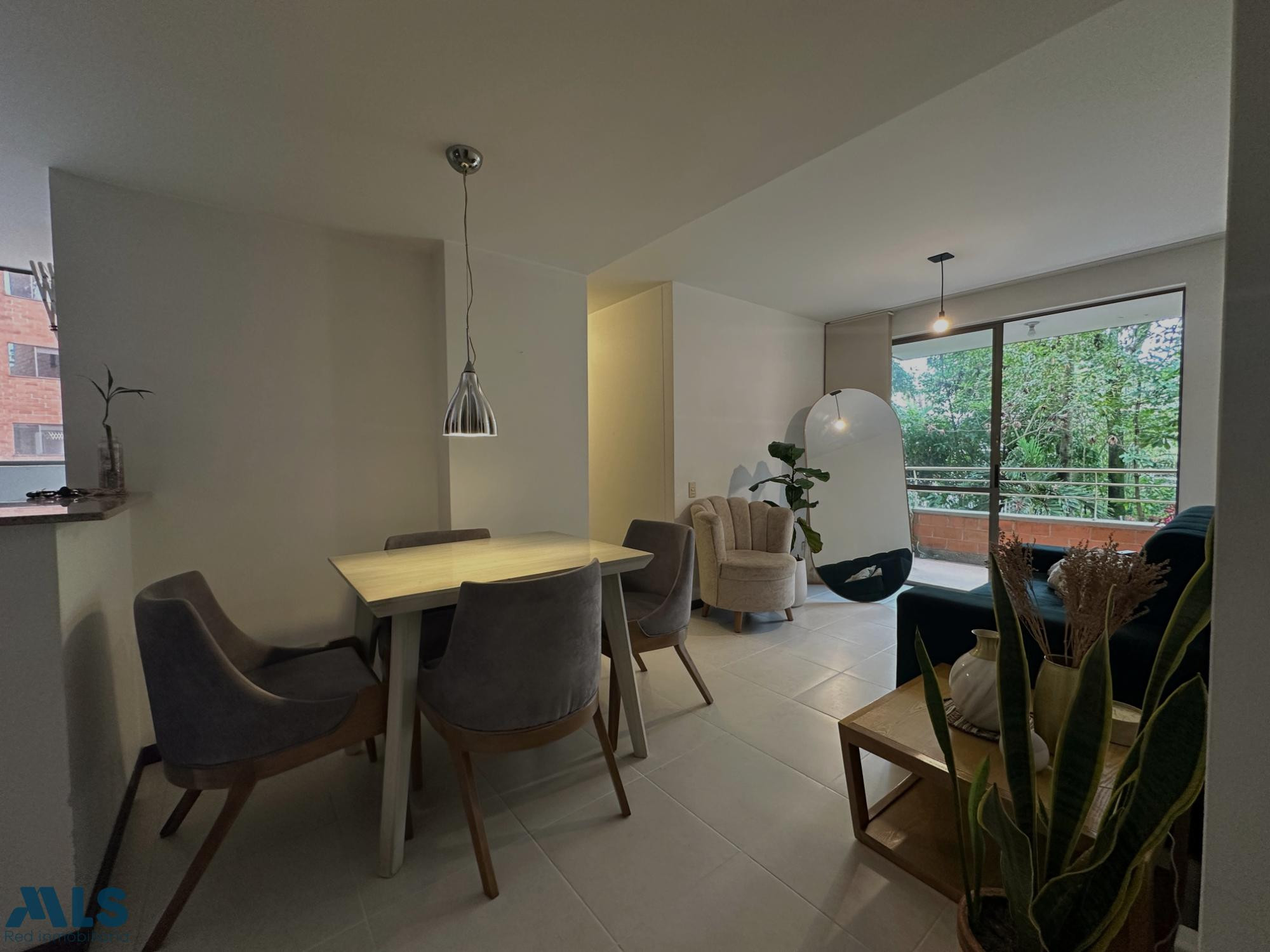 Lindo apartamento en El Dorado, barrio tradicional de Envigado envigado - el dorado