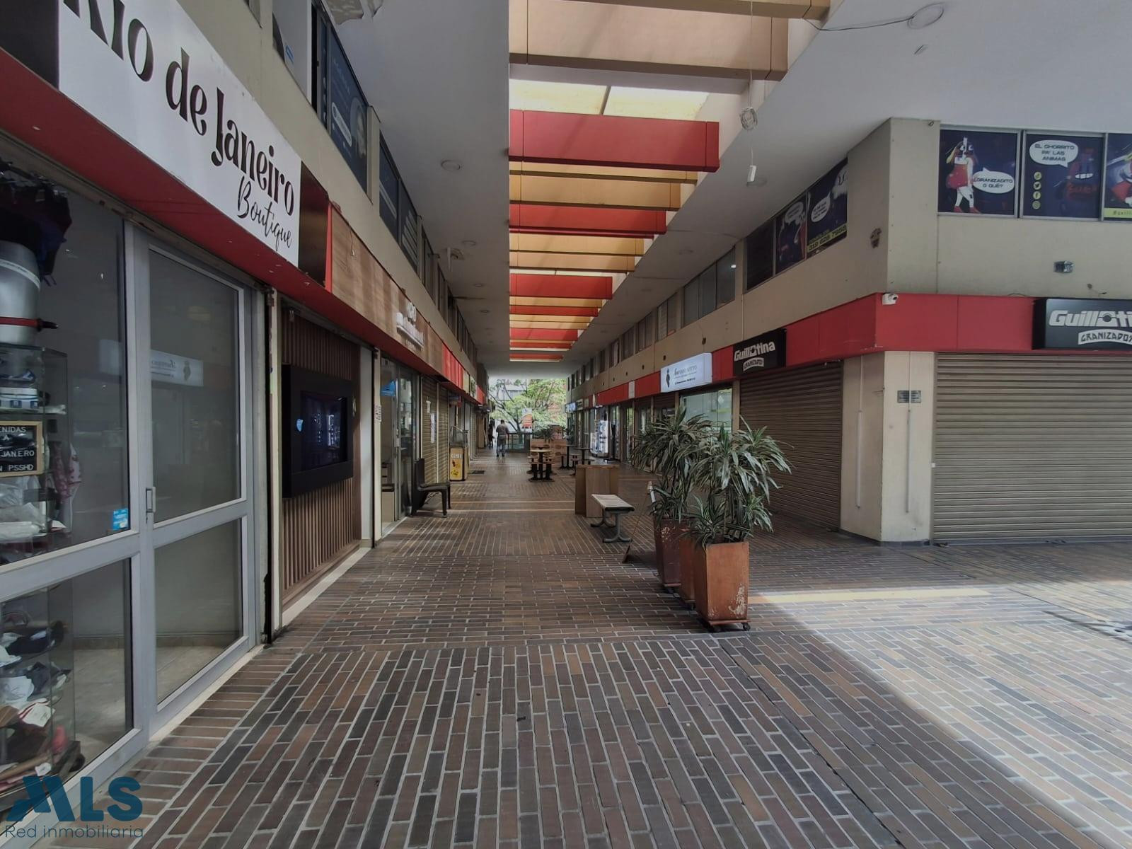 LOCAL COMERCIAL CON MUY BUENA UBICACION medellin - los alpes