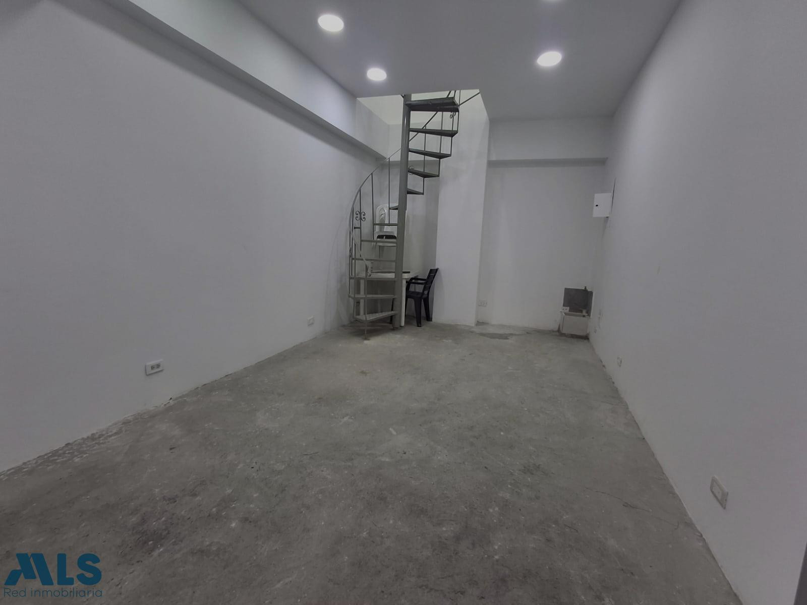 LOCAL COMERCIAL CON MUY BUENA UBICACION medellin - los alpes