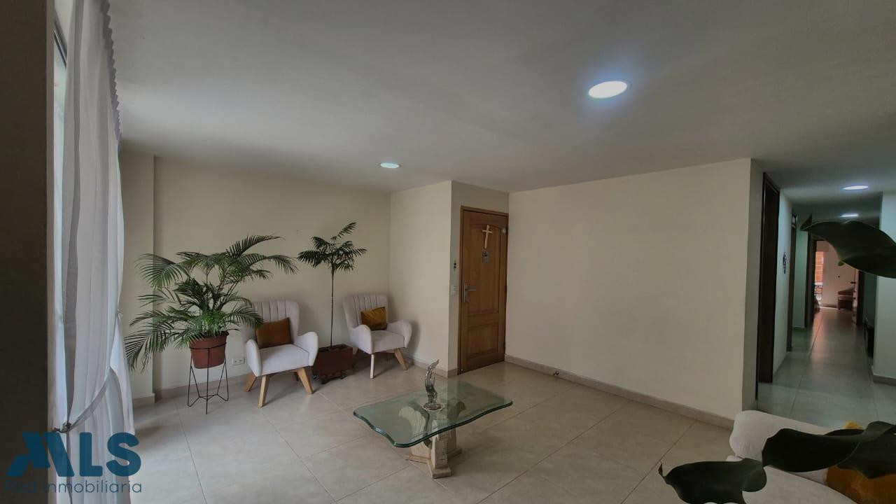 apartamento para la venta de 109 metros cerca del parque de la floresta medellin - la america