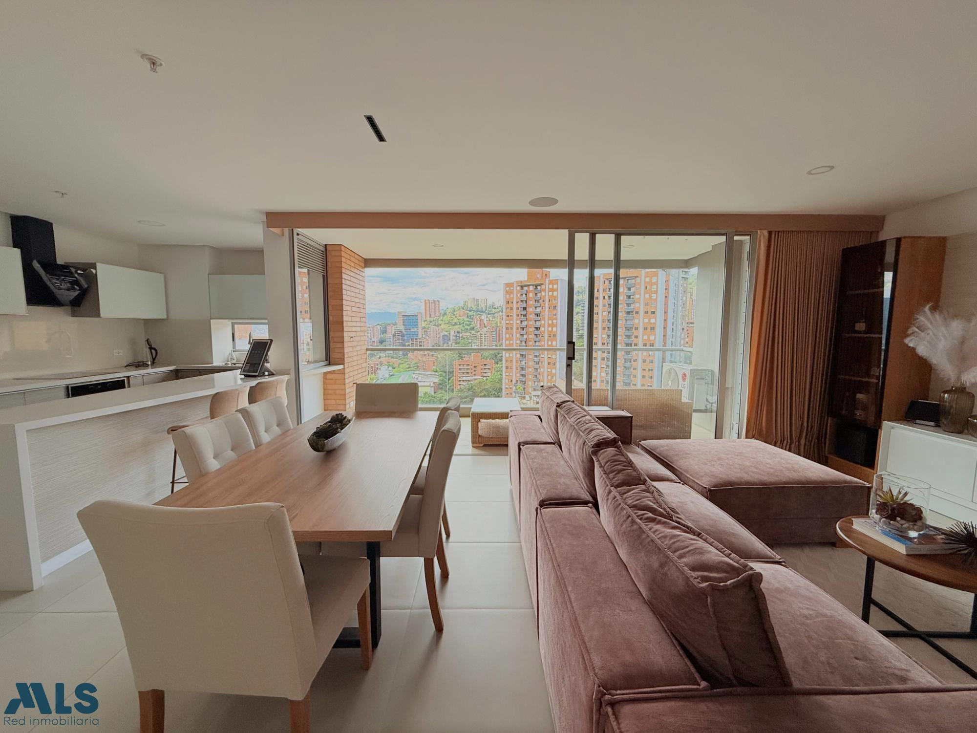 Apartamento de 146 m² ubicado en una tranquila calle de Provenza, con opción de venta medellin - provenza