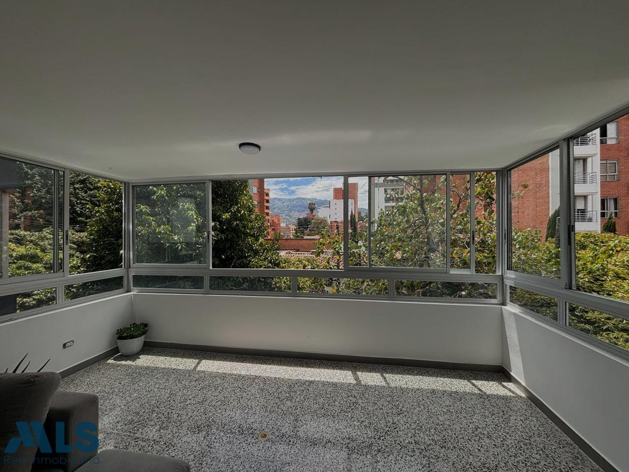 Apartamento remodelado en Laureles medellin - nogal