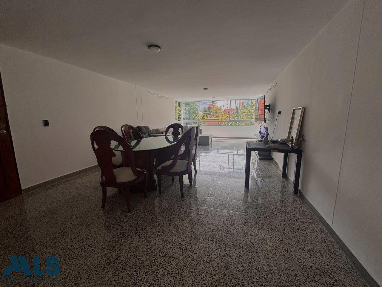Apartamento remodelado en Laureles medellin - nogal