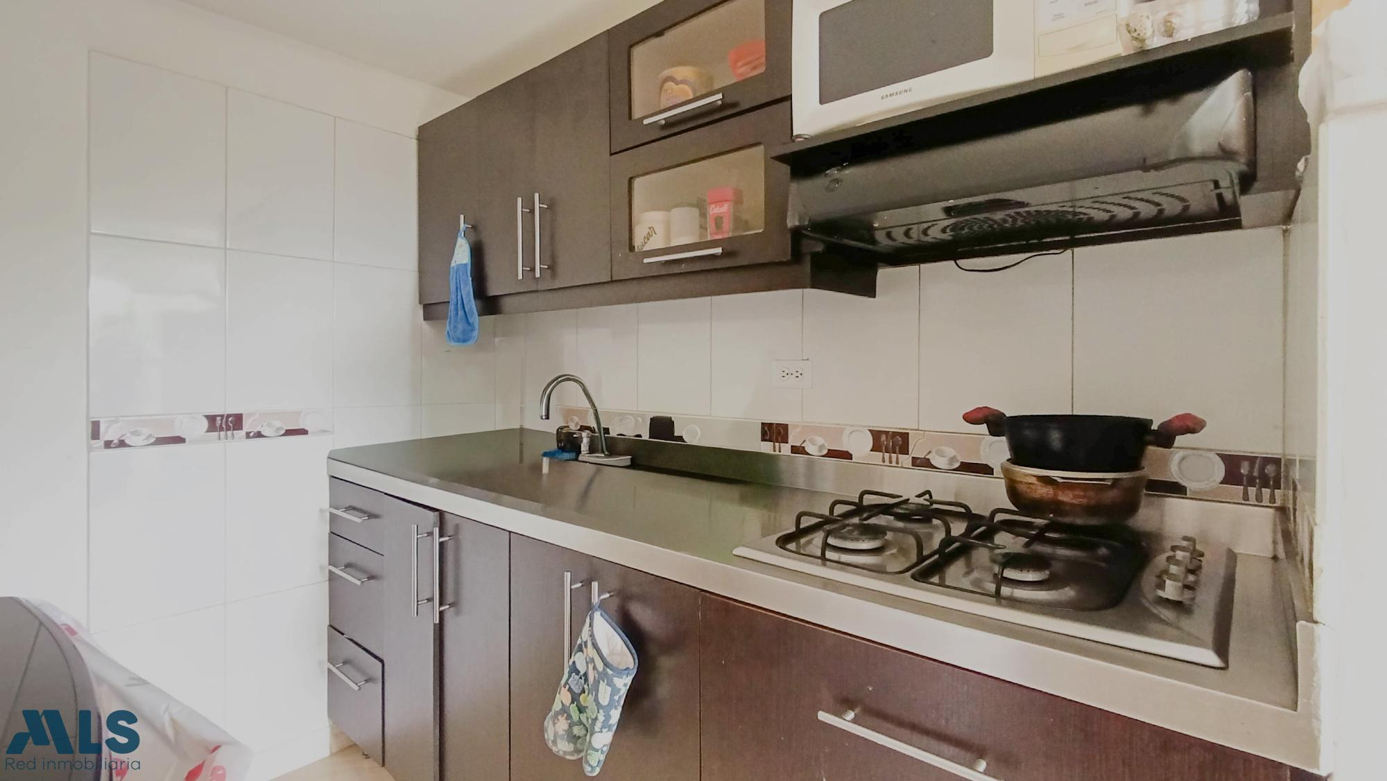APARTAMENTO TERCER PISO EN LA AMERICA medellin - la america