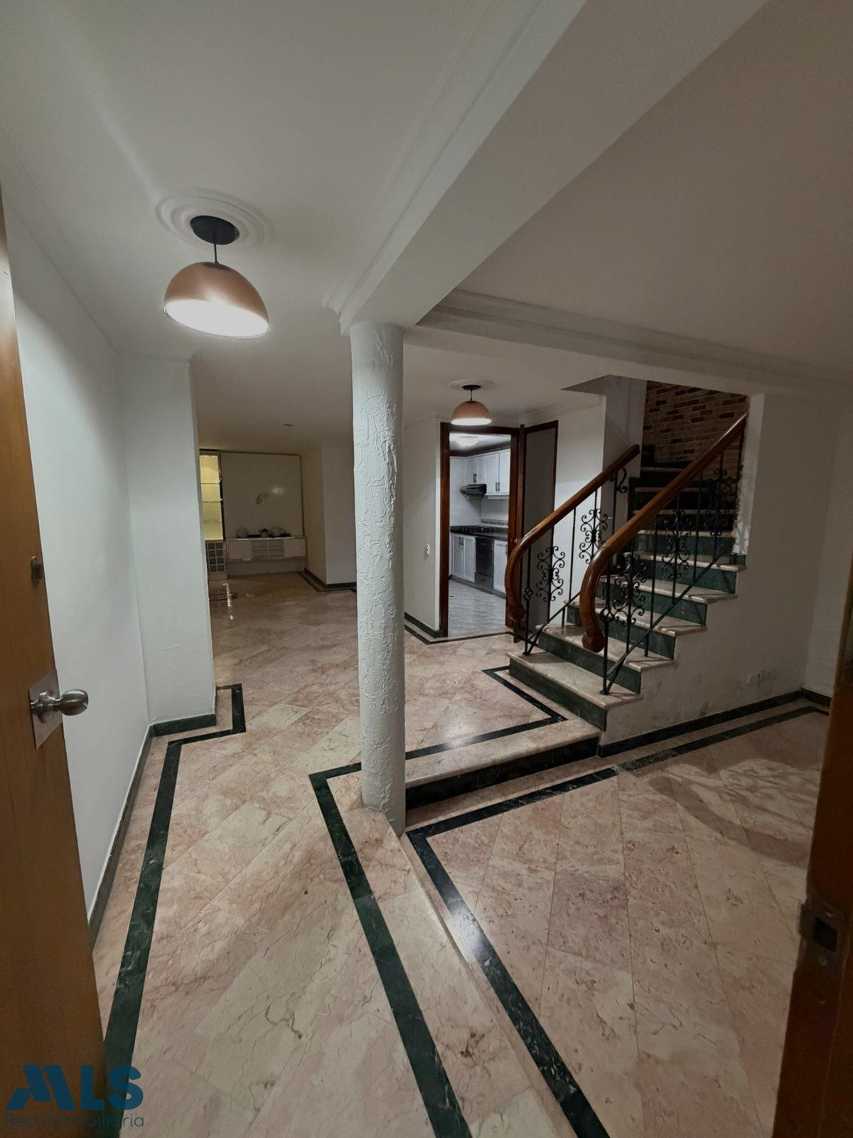 BELÉN l Venta de hermosa casa en urbanización cerca al aeropuerto medellin - la mota