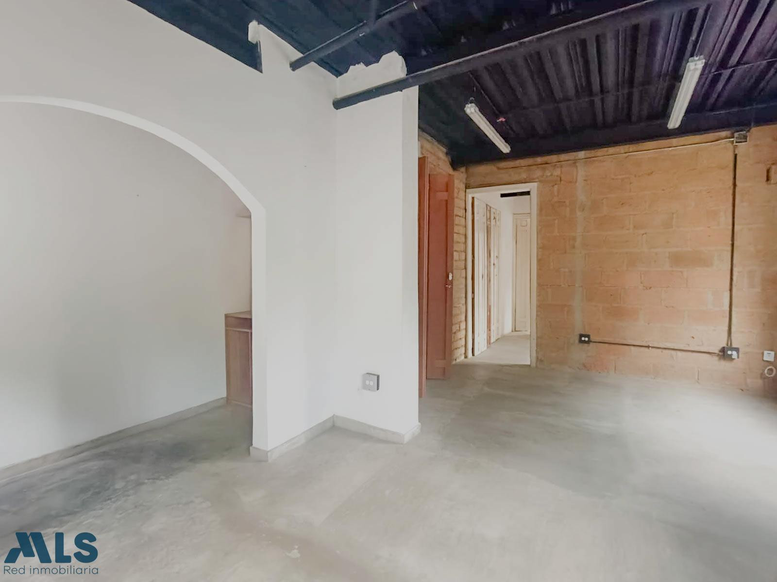 casa primer piso en america en danubio esquinera medellin - la america