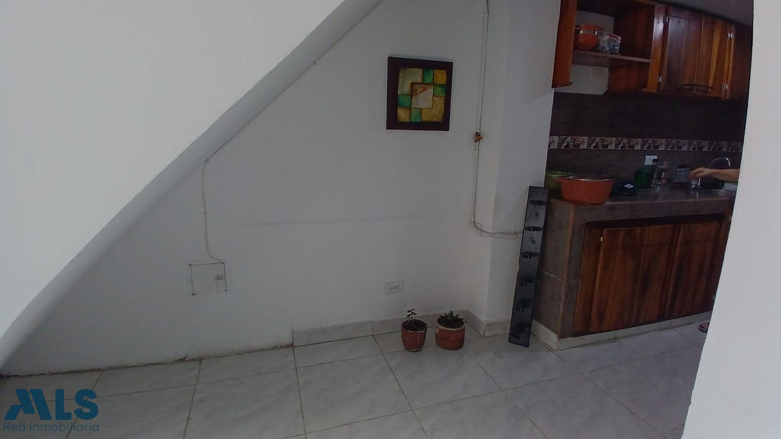 Apartamento primer piso. amaga - parque principal