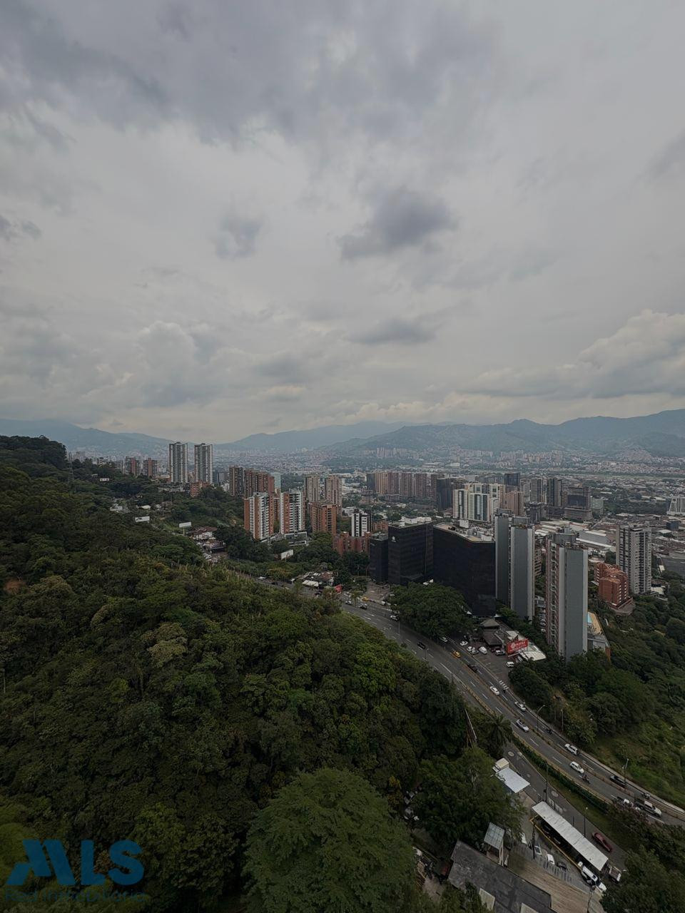hermoso apartamento con vista UNICA de la ciudad de, con 84 metros cuadrados, 3 habi, medellin - san diego