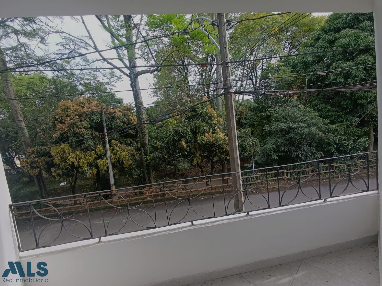 Apartamento en venta segundo piso en Belén la Gloria medellin - la gloria